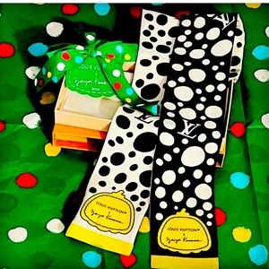 Louis Vuitton x Yayoi Kusama ~DOTS BANDEAU black/white  SOLD OUT!!!
